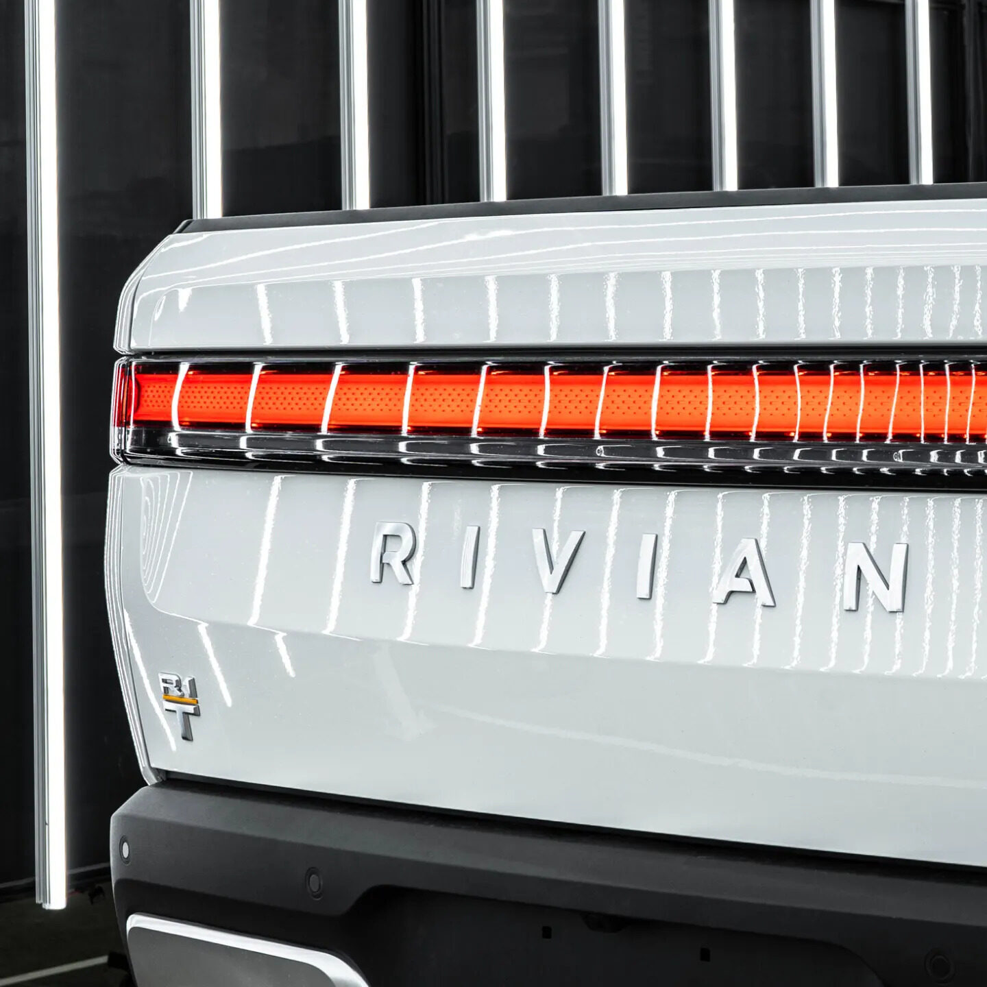 Rivian Secures $6.6 Billion DOE Loan to Build Cutting-Edge Georgia EV Plant