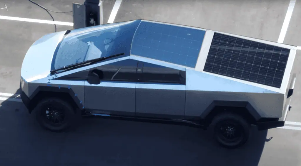 2025 tesla cybertruck with solar panels