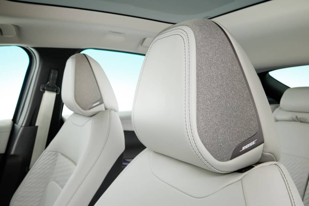 2026 nissan leaf interior 04