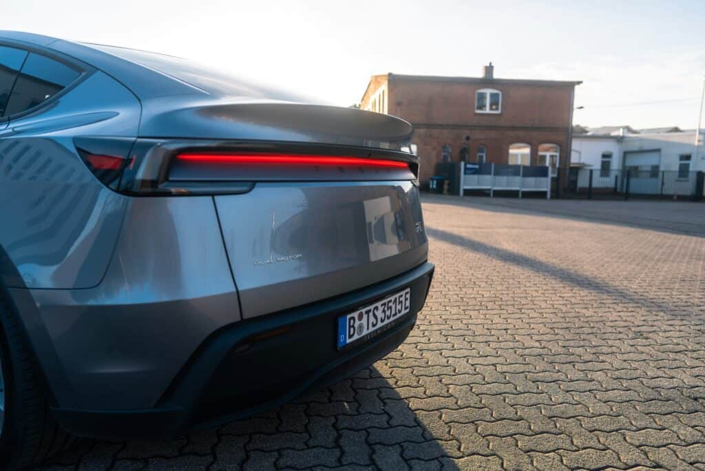 tesla ev model y tail light