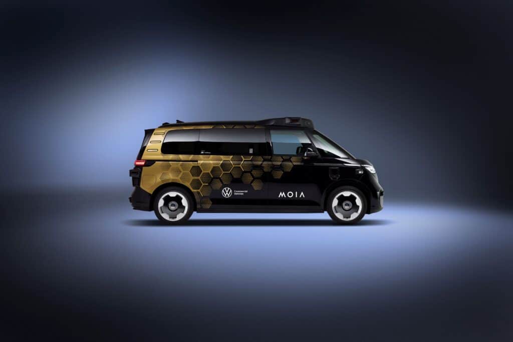 VOLKSWAGEN MOIA ID BUZZ ROBOTAXI