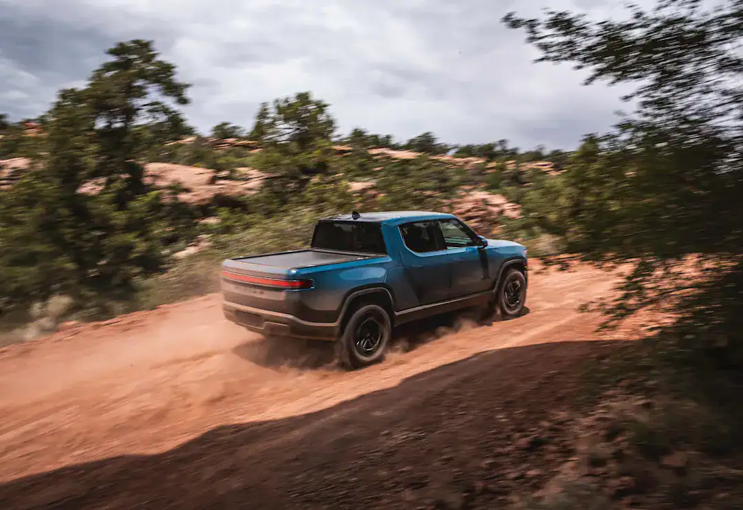 rivian r1t quad